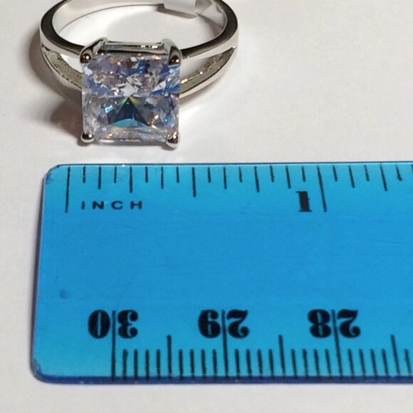 Cubic Zirconia Solitaire Cocktail Ring Size 9 10 Princess Cut Silver Plated - Picture 13 of 13